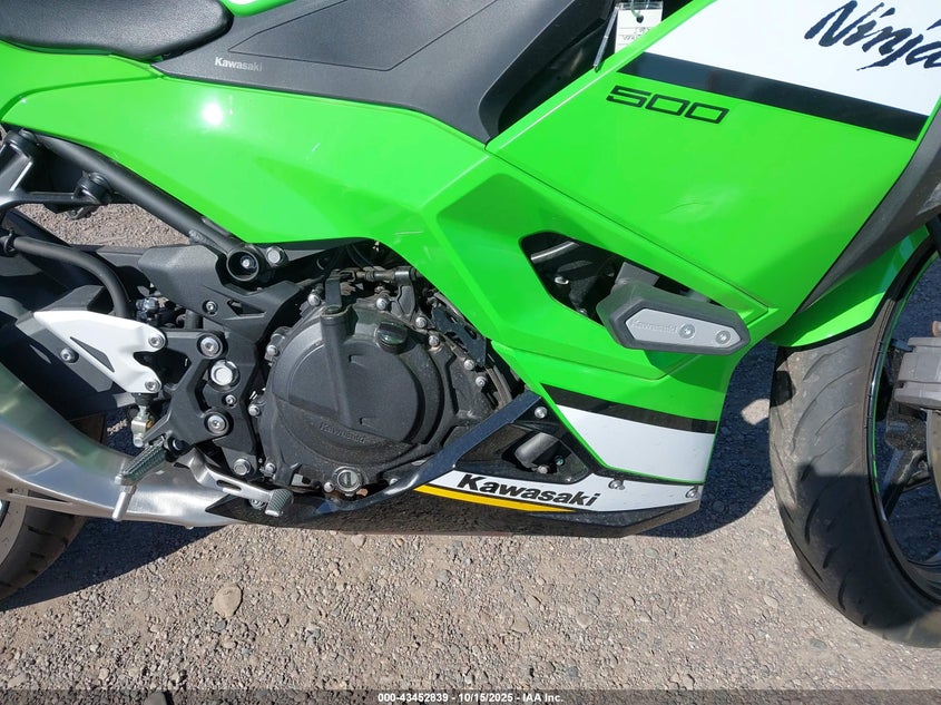 ML5EXGH12SDA42864 2025 KAWASAKI NINJA photo no. 8