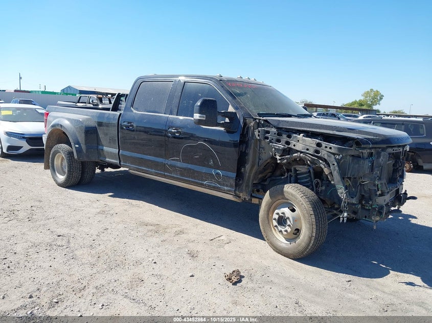 2022 Ford F-350 Lariat VIN: 1FT8W3DT4NED39846 Lot: 43452864
