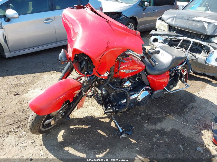 1HD1KB419AB618788 2010 HARLEY-DAVIDSON STREET GLIDE photo no. 2