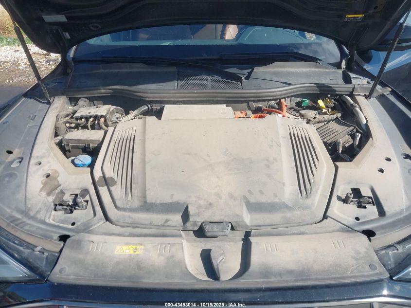 2019 Audi E-Tron Premium Plus VIN: WA1LAAGE7KB004727 Lot: 43453014