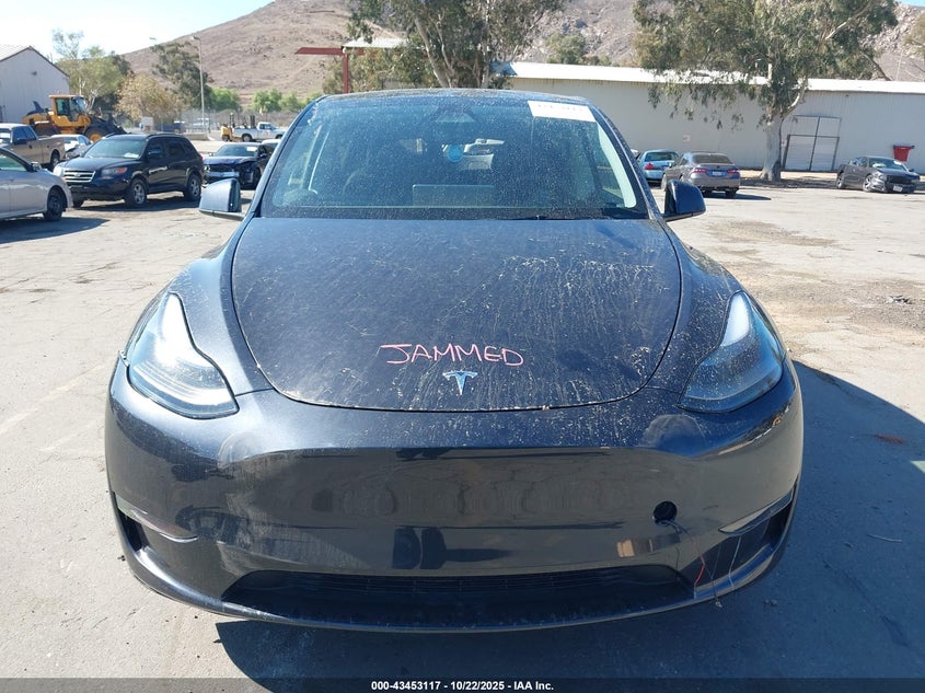 2024 Tesla Model Y Long Range Dual Motor All-Wheel Drive VIN: 7SAYGDEE6RF086930 Lot: 43453117