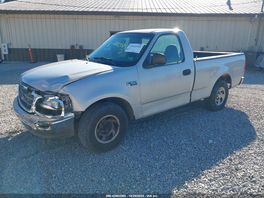 2FTRF17234CA80458 2004 FORD F-150 photo no. 2