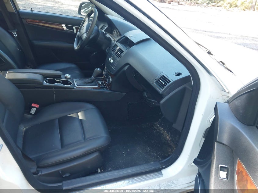 WDDGF54X48R039110 2008 MERCEDES-BENZ C-KLASSE photo no. 5