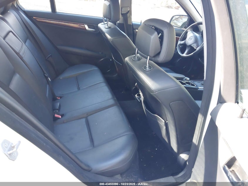 2008 Mercedes-Benz C 300 Luxury/Sport VIN: WDDGF54X48R039110 Lot: 43453390