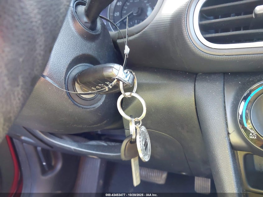 2020 HYUNDAI KONA SE KM8K12AAXLU442026