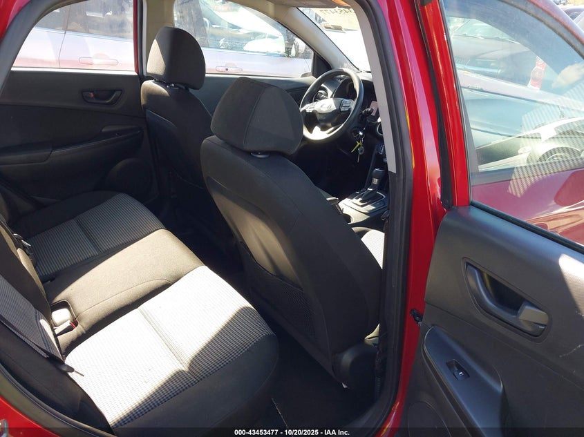 2020 HYUNDAI KONA SE KM8K12AAXLU442026