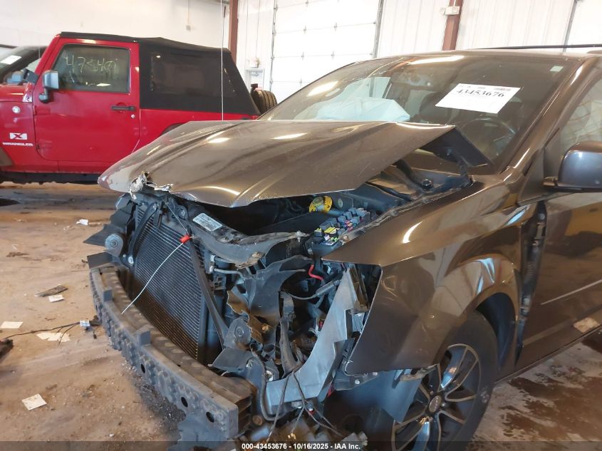 2017 Dodge Grand Caravan Gt VIN: 2C4RDGEG5HR672812 Lot: 43453676