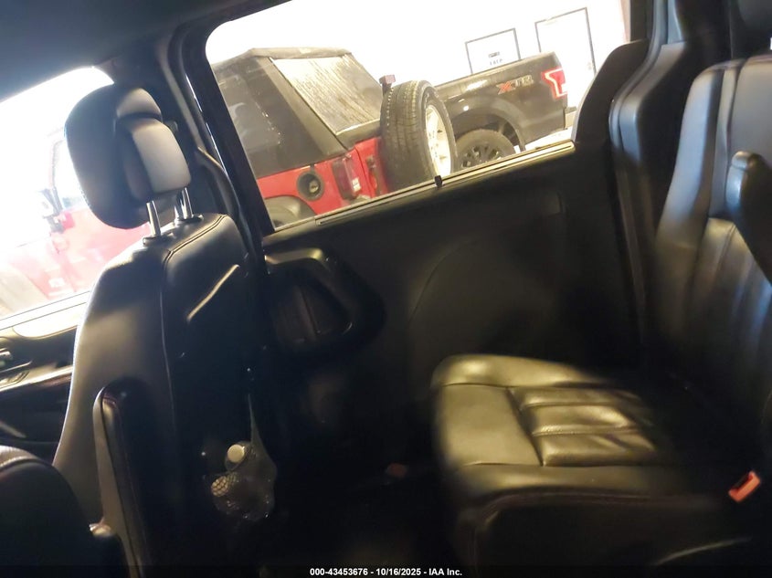 2017 Dodge Grand Caravan Gt VIN: 2C4RDGEG5HR672812 Lot: 43453676