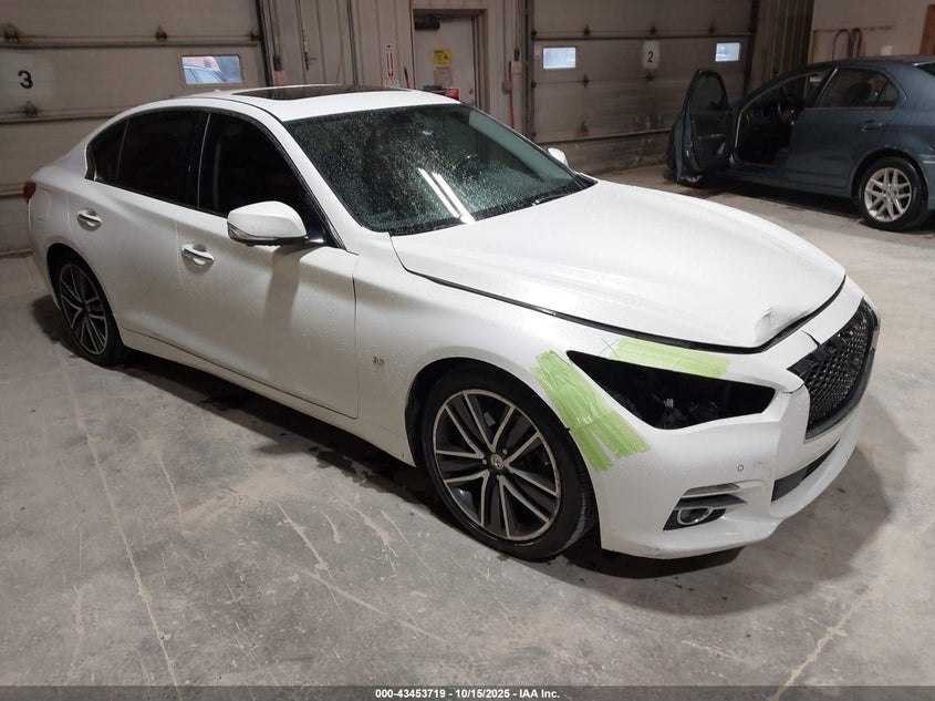INFINITI Q50 PREMIUM