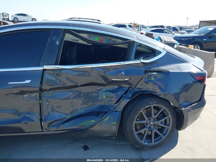 2018 Tesla Model 3 Long Range/Performance VIN: 5YJ3E1EB9JF065902 Lot: 43453809