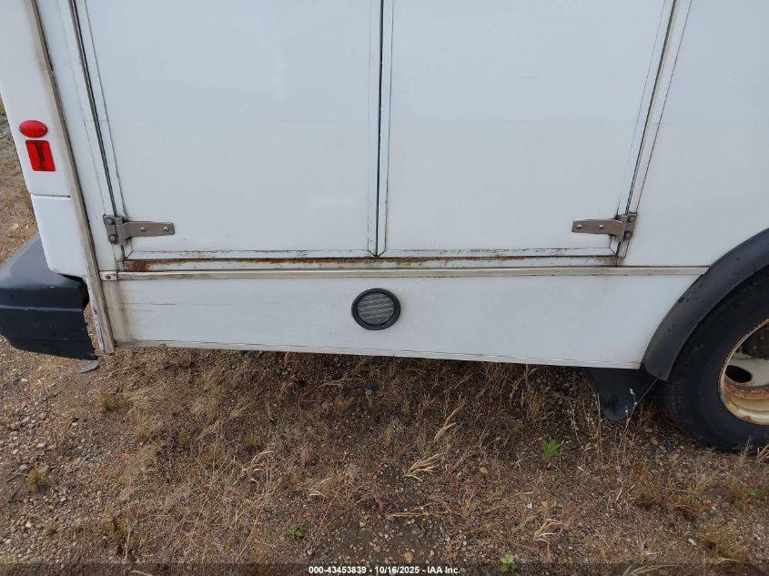 2017 Ford E-450 Cutaway VIN: 1FDFE4FS8HDC36982 Lot: 43453839