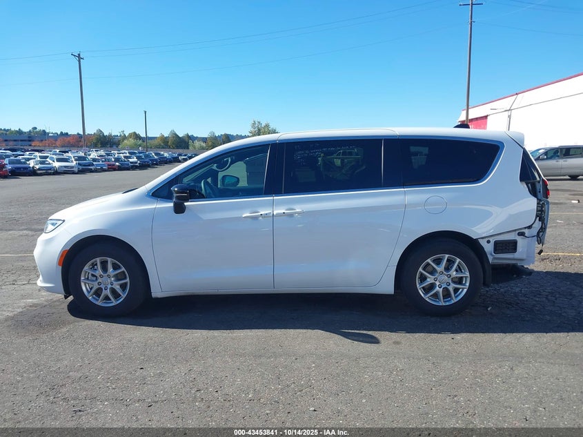 2C4RC1BG2SR578950 2025 Chrysler Pacifica 3.6 Select White