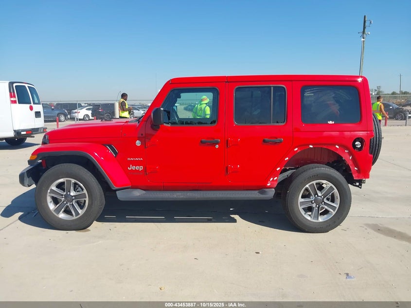 2022 JEEP WRANGLER UNLIMITED SAHARA 4X4 1C4HJXEG3NW255101