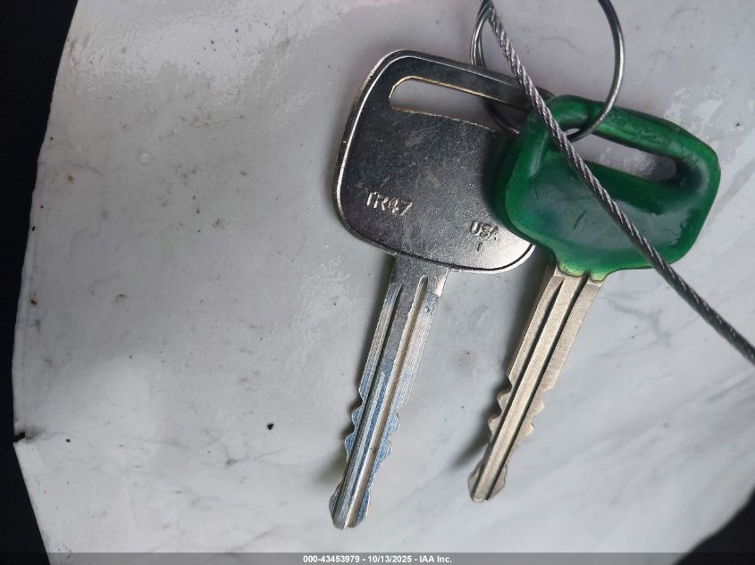 1998 Toyota Camry Le VIN: JT2BG22K4W0187615 Lot: 43453979