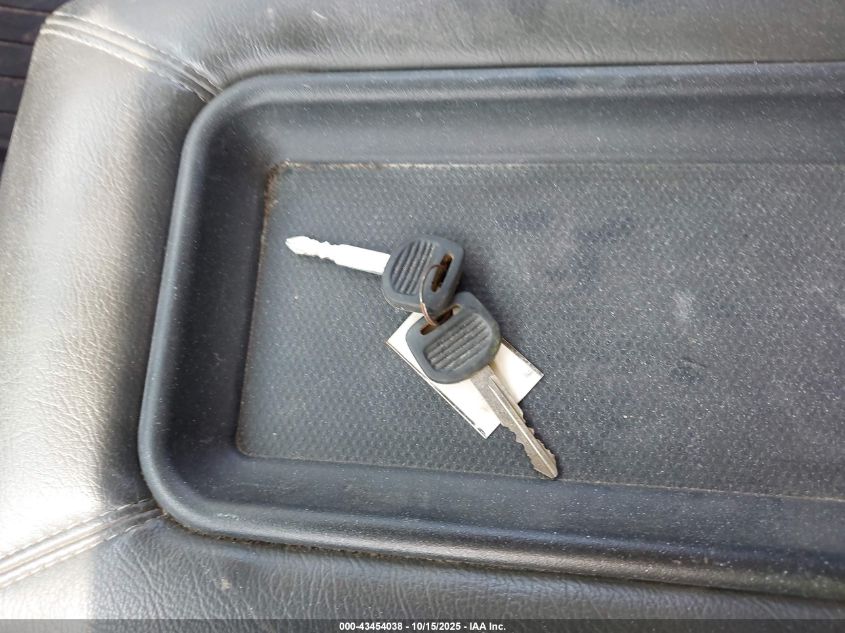 2005 Chevrolet Silverado 3500 Chassis Work Truck VIN: 1GBJC34U55E272116 Lot: 43454038