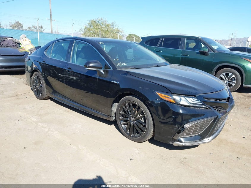 2021 TOYOTA CAMRY XSE HYBRID - 4T1K31AK0MU565641