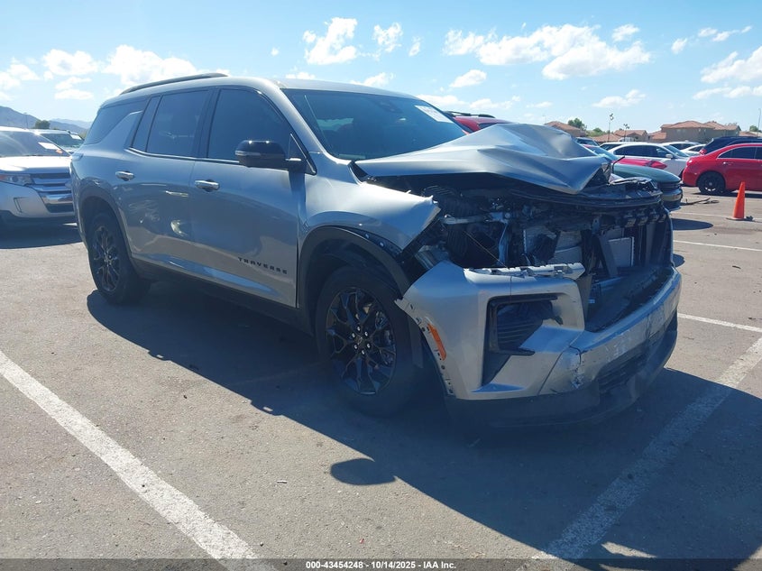 CHEVROLET TRAVERSE FWD LT