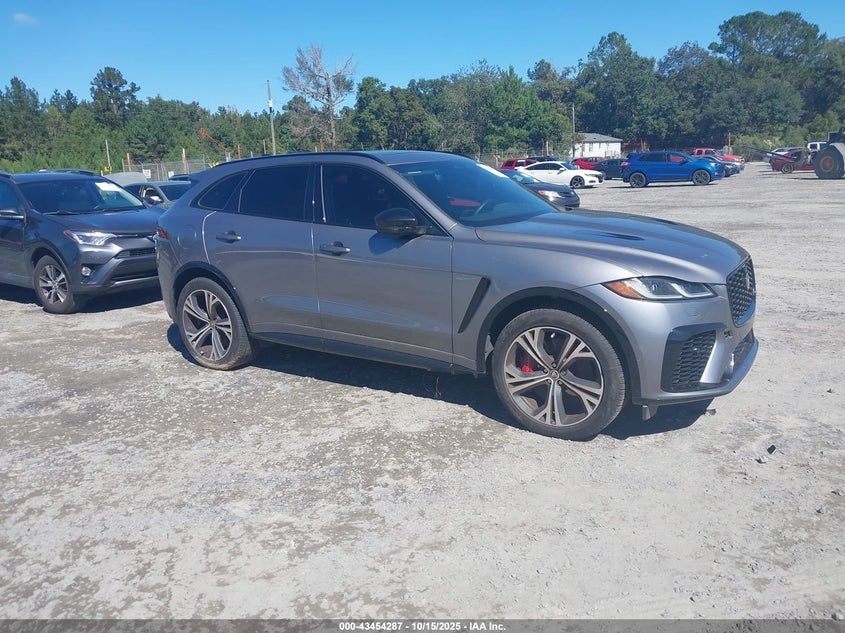 JAGUAR F-PACE SVR P550 AWD AUTOMATIC