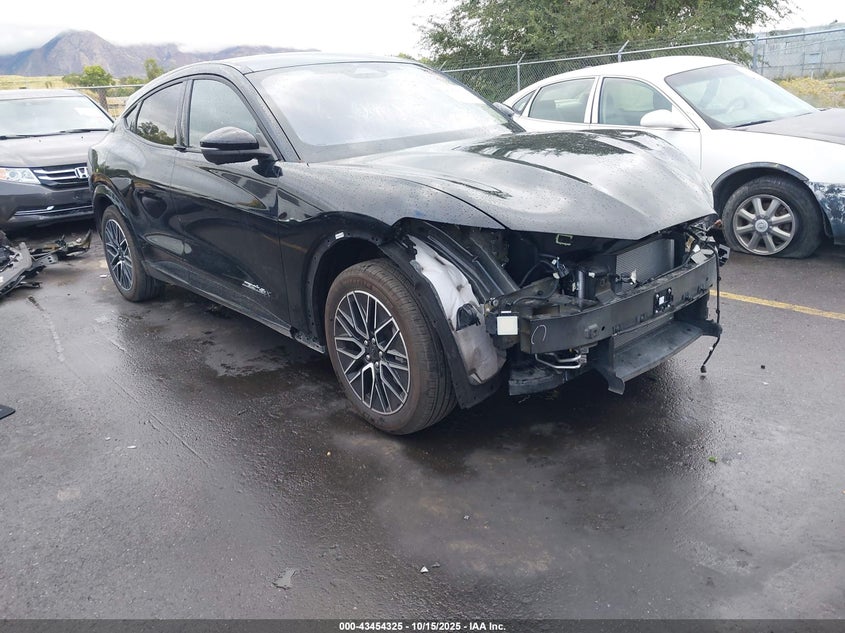 FORD MUSTANG MACH-E PREMIUM