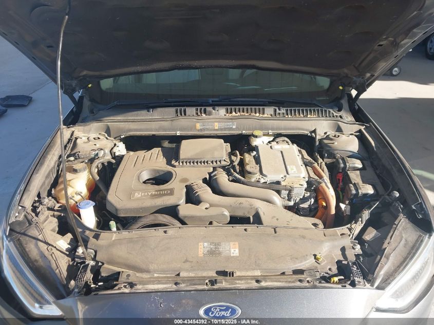 2018 Ford Fusion Hybrid Platinum VIN: 3FA6P0RU6JR113745 Lot: 43454392