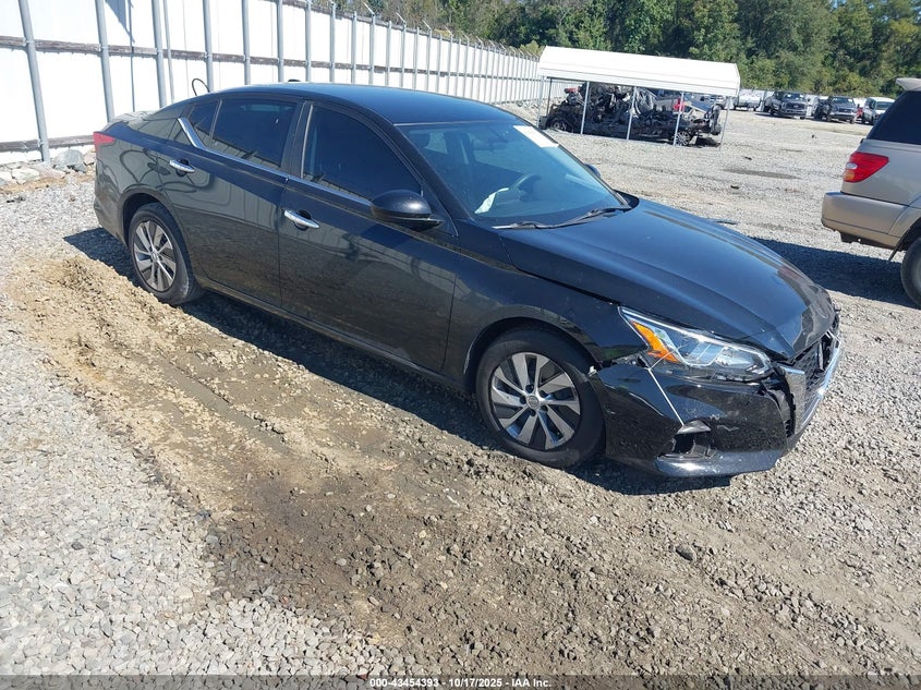 NISSAN ALTIMA S FWD