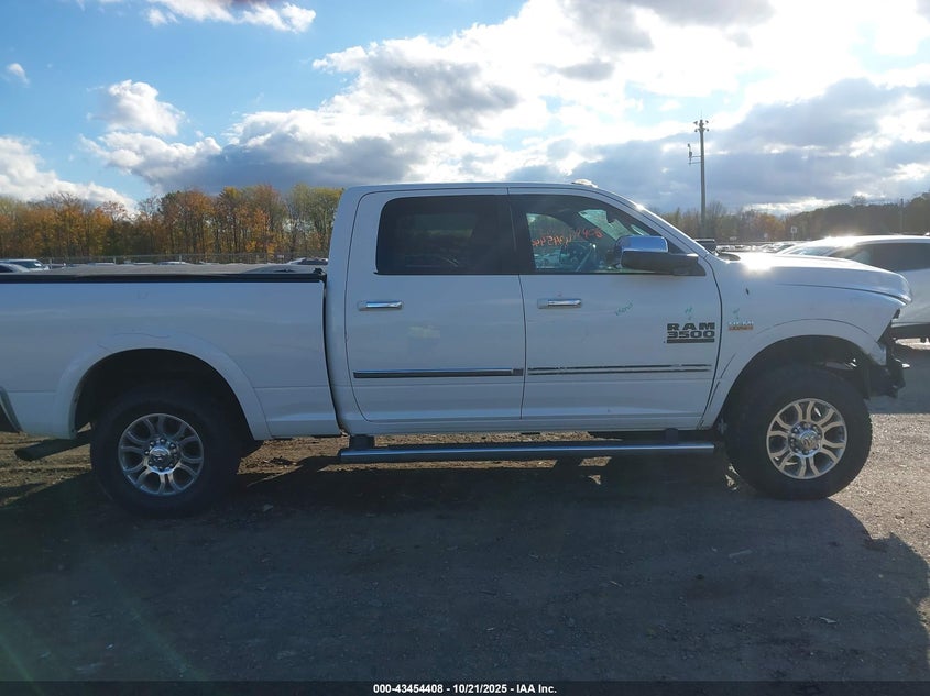 2018 Ram 3500 Laramie 4X4 6'4 Box VIN: 3C63R3EJ1JG318963 Lot: 43454408