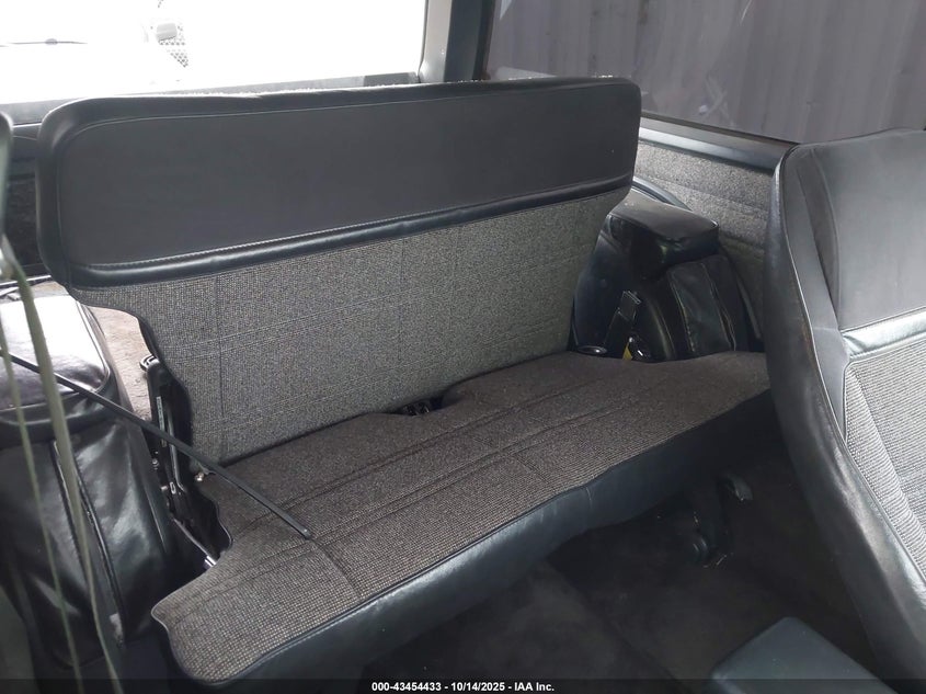 1987 Chevrolet Blazer S10 VIN: 1GNCS18R6H8189905 Lot: 43454433