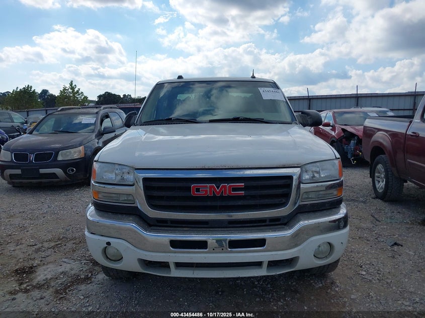 2004 GMC Sierra 2500Hd Slt VIN: 1GTHK23U64F209866 Lot: 43454486