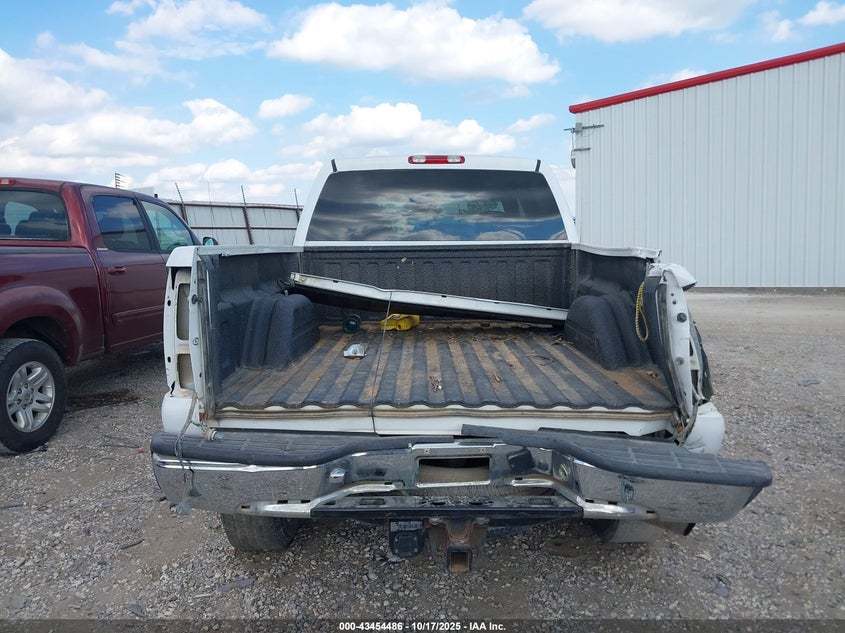 2004 GMC Sierra 2500Hd Slt VIN: 1GTHK23U64F209866 Lot: 43454486
