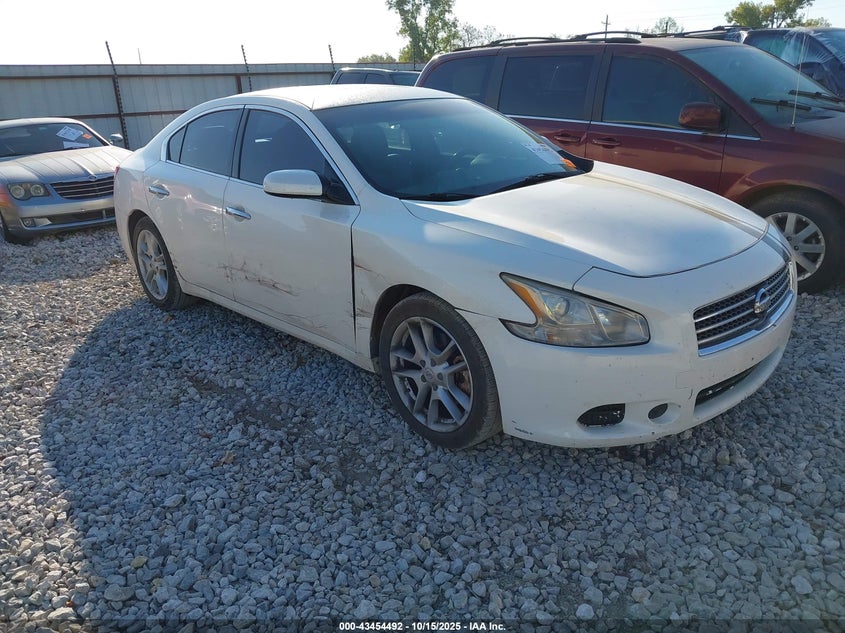 NISSAN MAXIMA 3.5 S