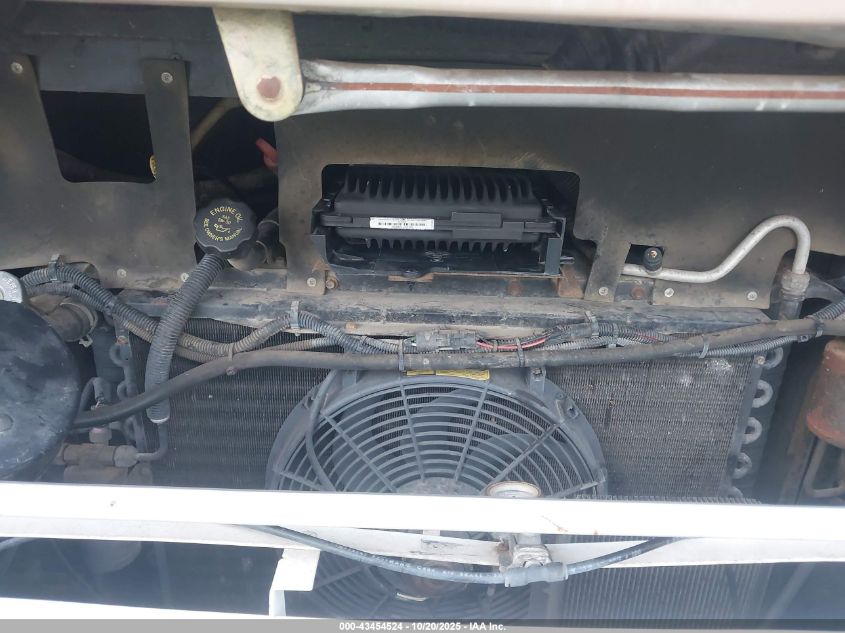 1997 Chevrolet P30 VIN: 1GBLP37J1V3315442 Lot: 43454524