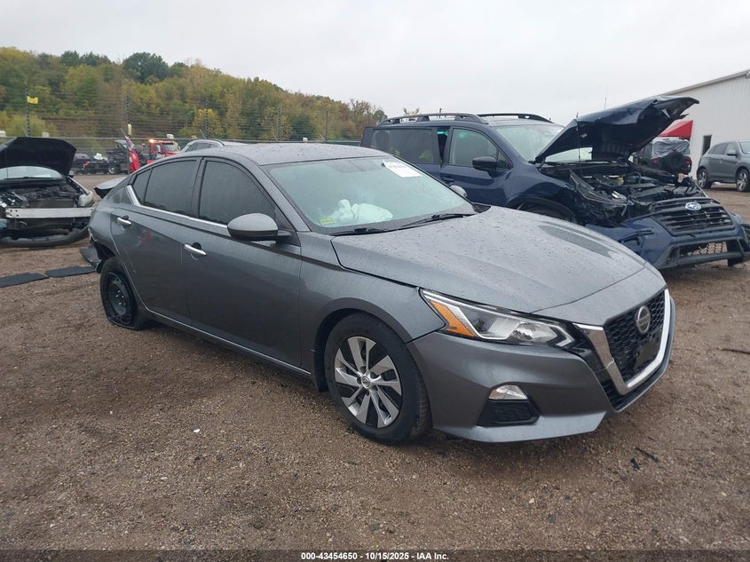 NISSAN ALTIMA S FWD