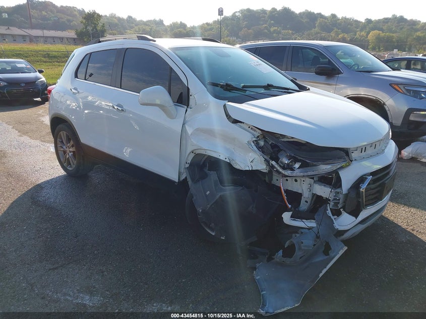 CHEVROLET TRAX FWD LT