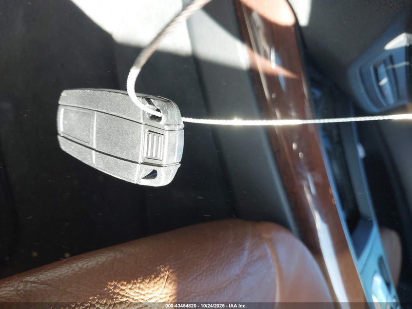 2009 BMW X5 xDrive30I VIN: 5UXFE43529L260727 Lot: 43454820