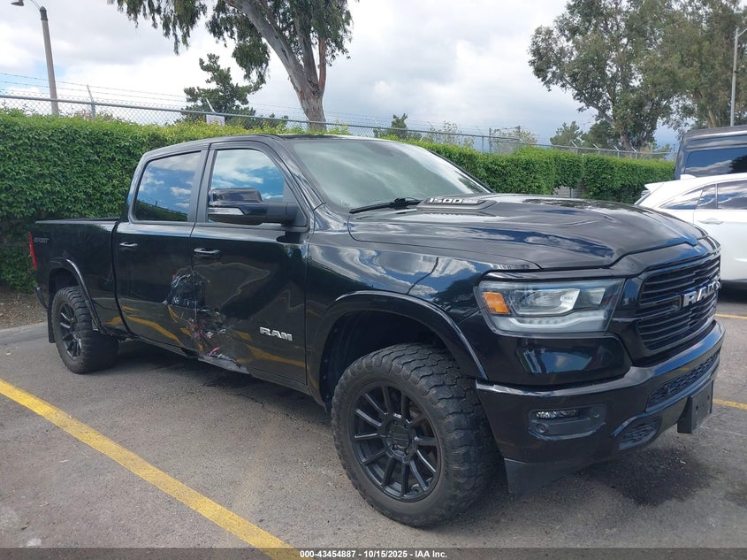 RAM 1500 LARAMIE 4X4 6 4 BOX