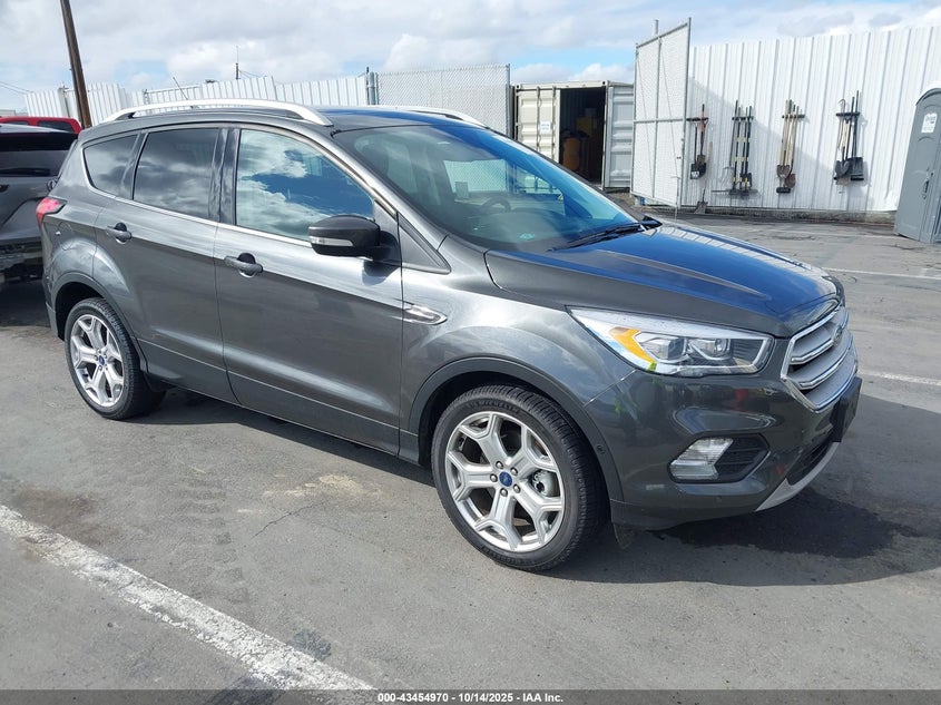 FORD ESCAPE TITANIUM