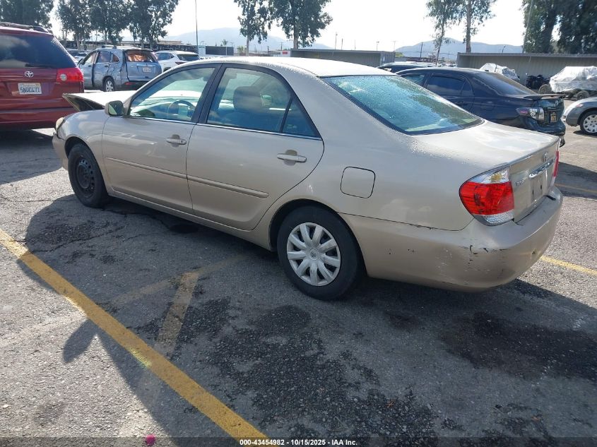 2005 Toyota Camry Le
