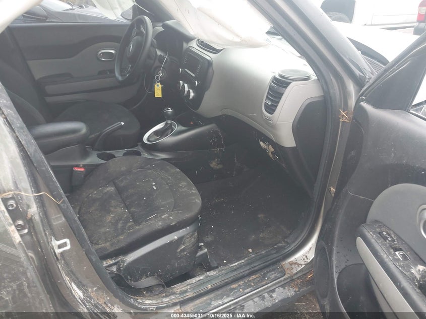 2018 KIA SOUL KNDJN2A26J7610138