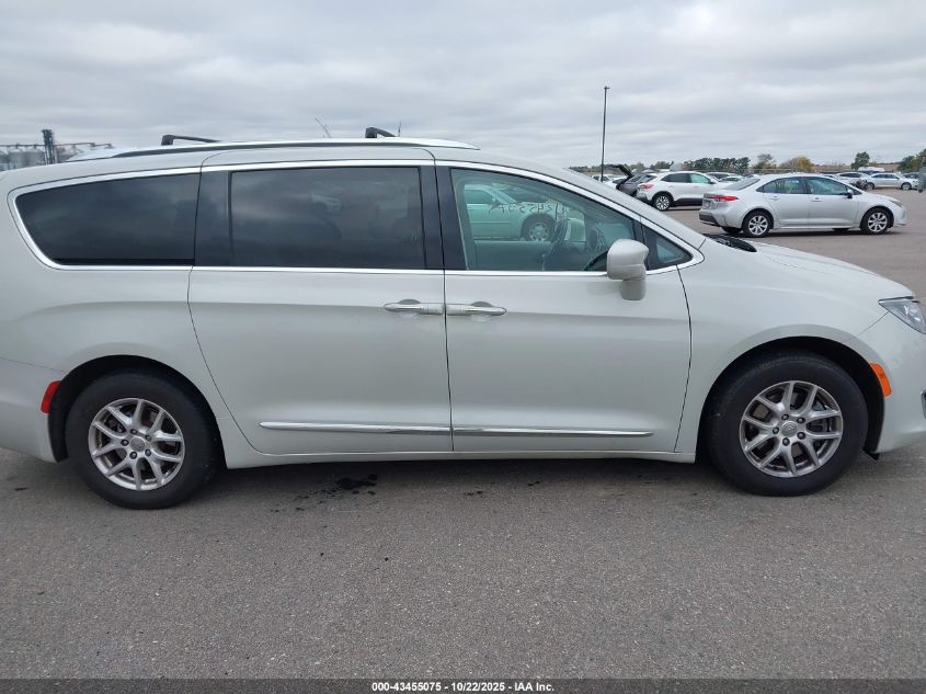 2020 Chrysler Pacifica Touring L VIN: 2C4RC1BG7LR204898 Lot: 43455075