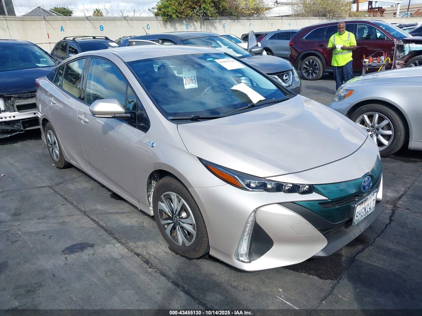 TOYOTA PRIUS PRIME PREMIUM