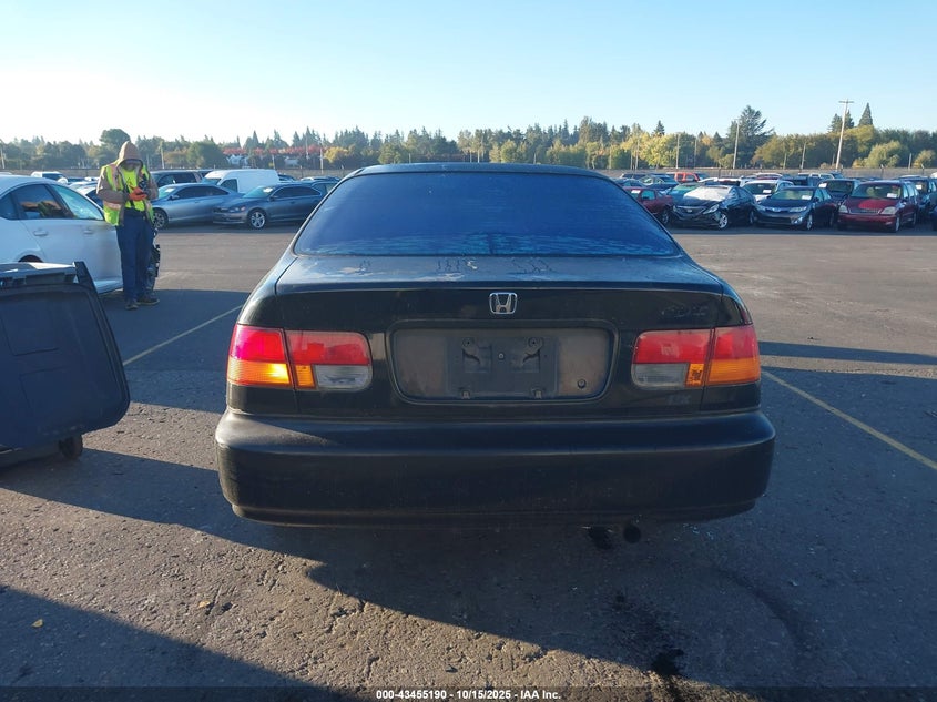 1998 Honda Civic Dx VIN: 1HGEJ6223WL045186 Lot: 43455190