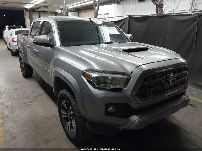 TOYOTA TACOMA TRD SPORT