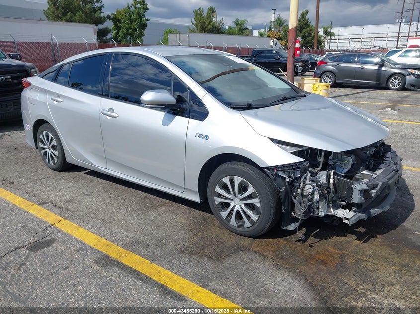 TOYOTA PRIUS PRIME XLE