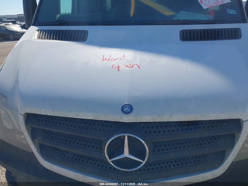 2015 Mercedes-Benz Sprinter 2500 High Roof VIN: WD3PE8DBXFP132946 Lot: 43455287