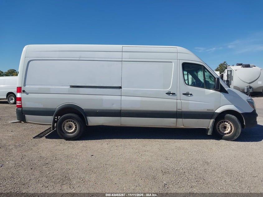 2015 Mercedes-Benz Sprinter 2500 High Roof VIN: WD3PE8DBXFP132946 Lot: 43455287