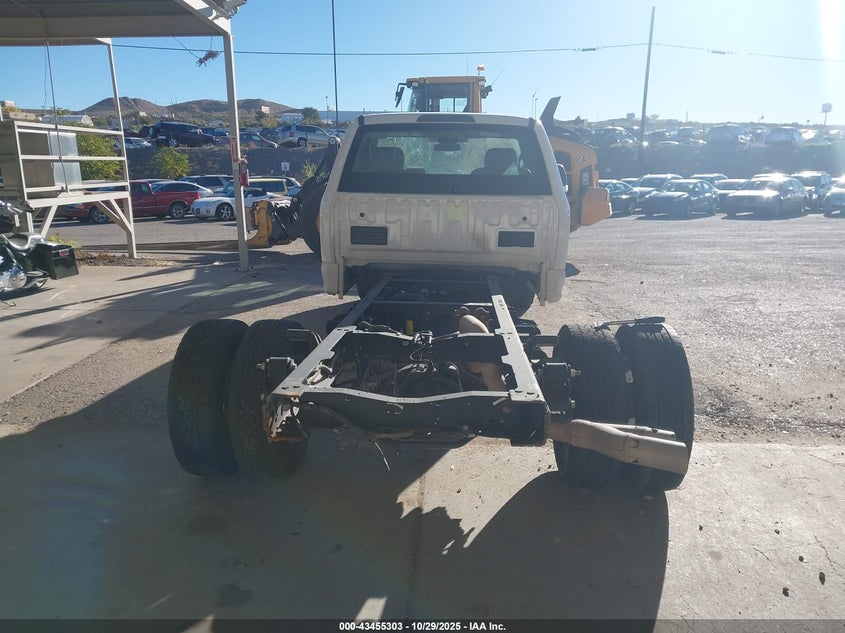 2018 Ford F-350 Chassis Xl VIN: 1FDRF3GT6JEC67151 Lot: 43455303