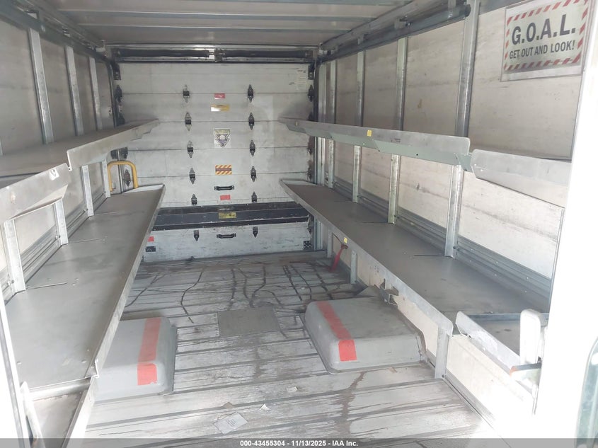 JALB4T173F7W00312 2015 ISUZU  photo no. 6