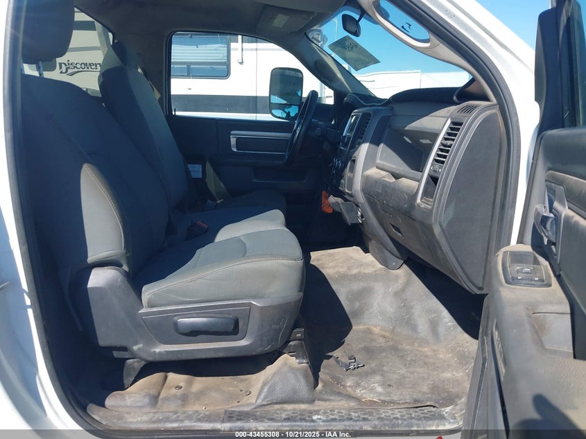 2013 Ram 5500 Chassis Tradesman/Slt VIN: 3C7WRMBLXDG591246 Lot: 43455308