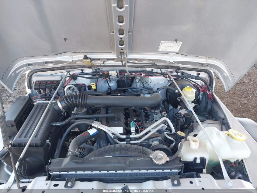 2005 Jeep Wrangler X VIN: 1J4FA39S45P375394 Lot: 43455331