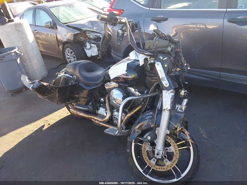 2016 HARLEY-DAVIDSON FLHXS STREET GLIDE SPECIAL - 1HD1KRM13GB641906